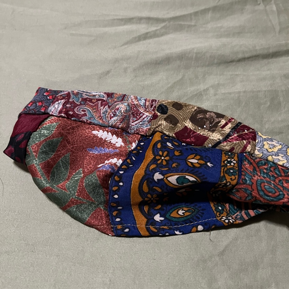 Multicolor Patterned Headband - Picture 7 of 8